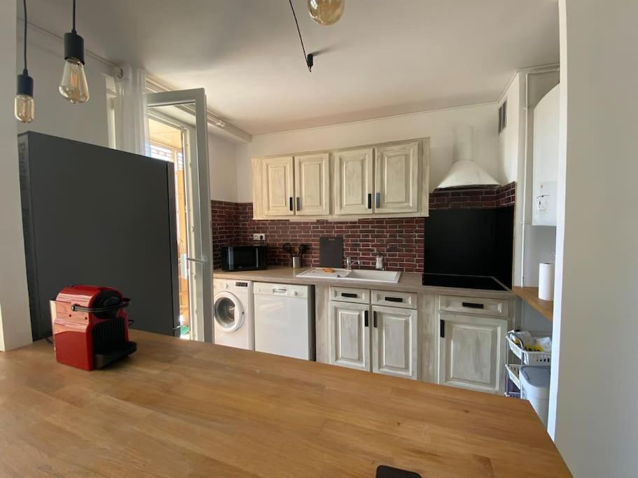 Apartament Grand T2 53M2, Proche Plages Et Port , Parking . La Ciotat Zewnętrze zdjęcie
