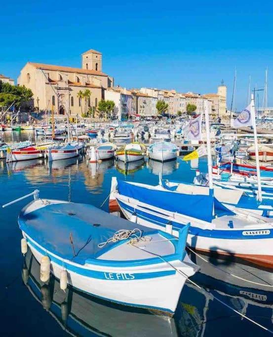 Apartament Grand T2 53M2, Proche Plages Et Port , Parking . La Ciotat Zewnętrze zdjęcie